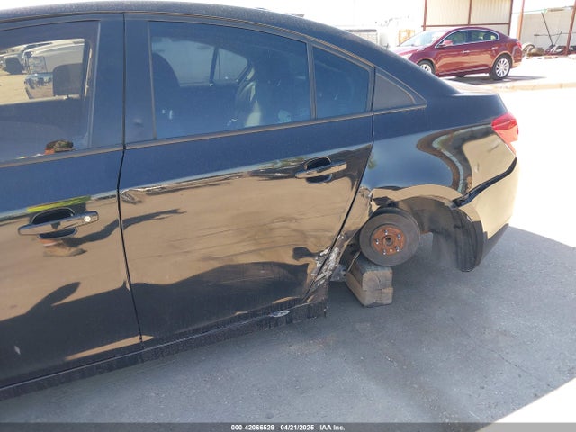 1G1PC5SH9G7111582 Chevrolet Cruze Limited Ls Auto