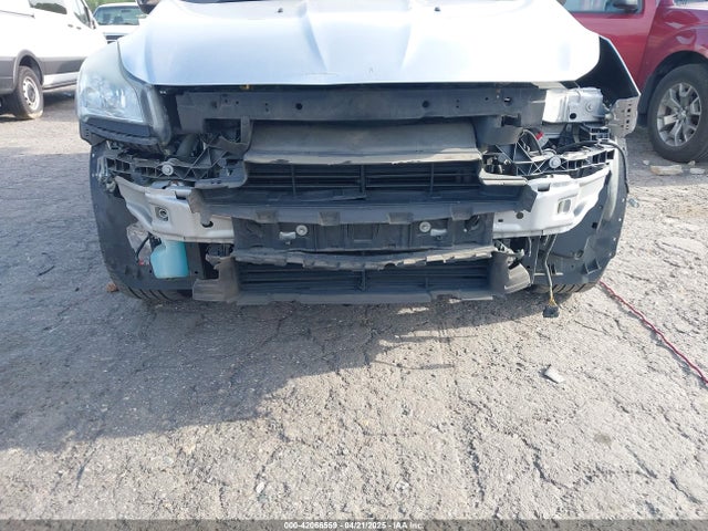 1FMCU0GX1GUB29903 Ford ESCAPE SE