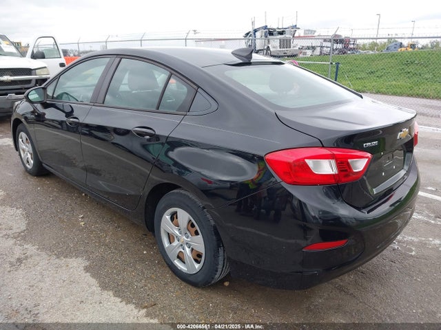 1G1BC5SM1H7114453 Chevrolet Cruze Ls Auto