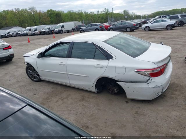 4T1BF1FK4HU323862 Toyota CAMRY SE