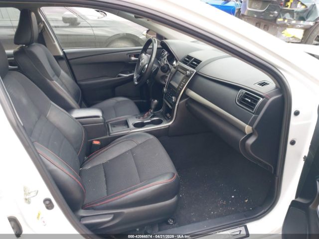 4T1BF1FK4HU323862 Toyota CAMRY SE