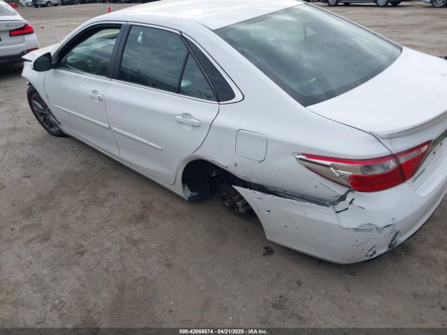 4T1BF1FK4HU323862 Toyota CAMRY SE