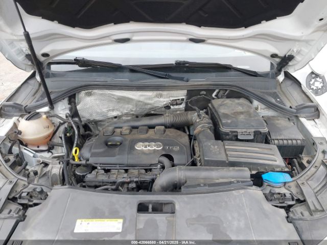 WA1ECCFS7HR007729 Audi Q3 2.0t Premium