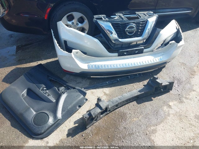 JN8AT2MT4KW255007 Nissan ROGUE SV