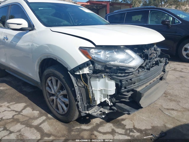 JN8AT2MT4KW255007 Nissan ROGUE SV