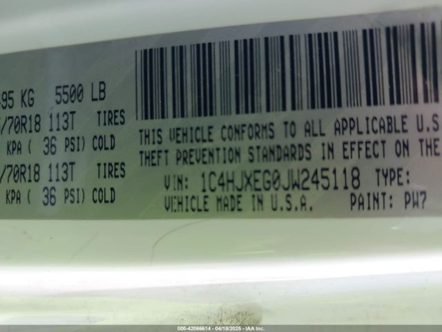 1C4HJXEG0JW245118 Jeep Wrangler Unlimited Sahara 4x4