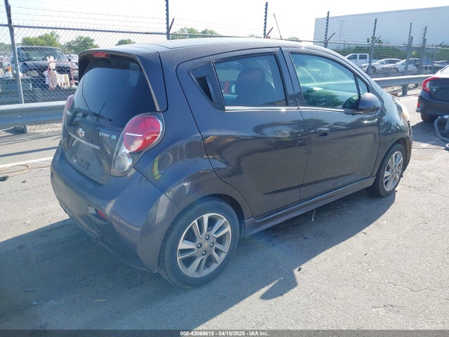 Chevrolet Spark Ev 2lt 2014 KL8CL6S04EC415468 Image 4