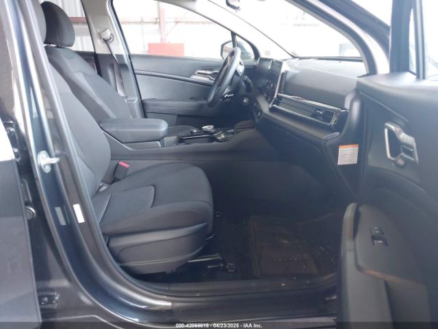 KNDPUCAG1P7116745 KIA Sportage Hybrid Lx