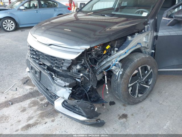 KNDPUCAG1P7116745 KIA Sportage Hybrid Lx