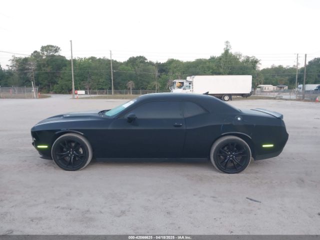2C3CDZAG5HH610862 Dodge Challenger Sxt Plus