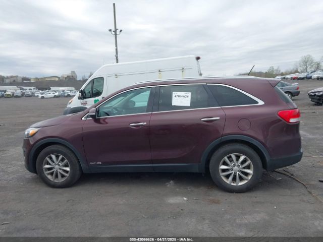 5XYPGDA53HG243044 KIA Sorento 3.3l Lx