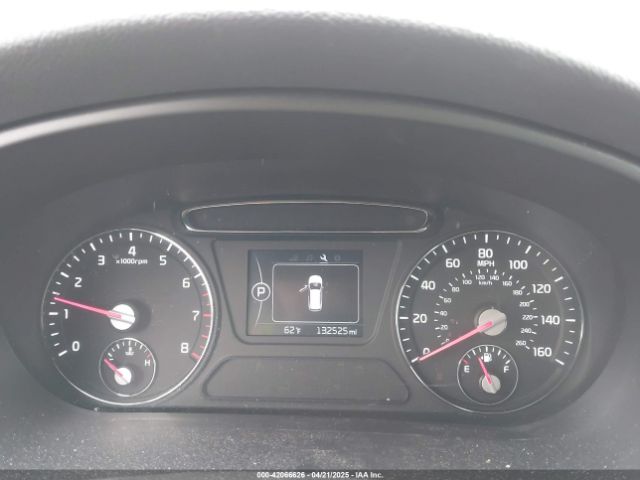 5XYPGDA53HG243044 KIA Sorento 3.3l Lx