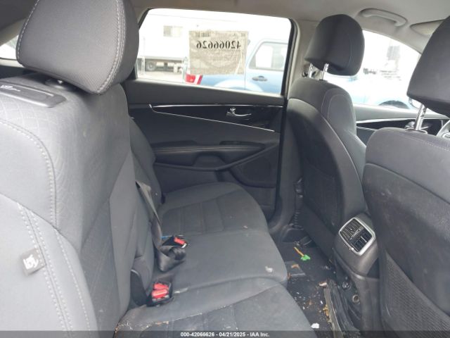 5XYPGDA53HG243044 KIA Sorento 3.3l Lx