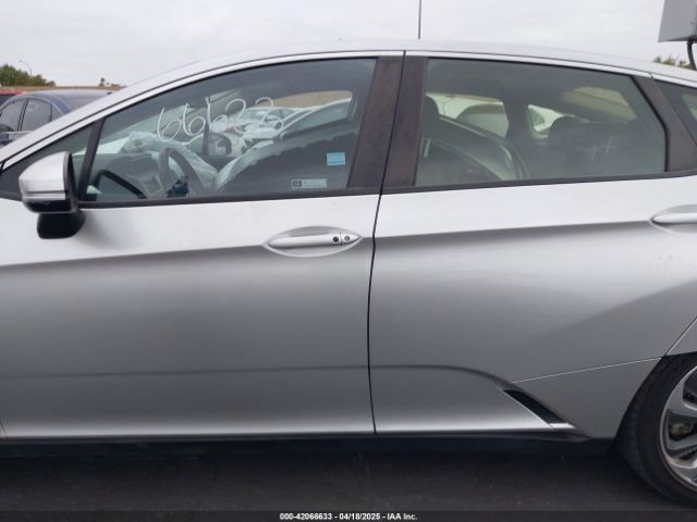 JHMZC5F32JC014588 Honda Clarity Plug-in Hybrid Touring