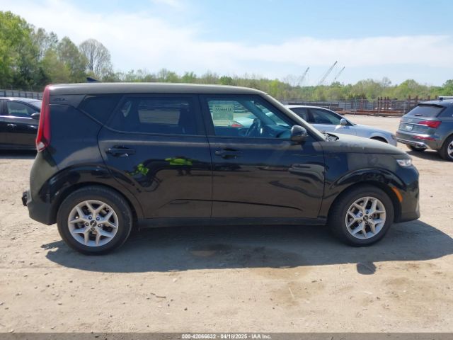 KNDJ23AU6N7178009 KIA SOUL LX