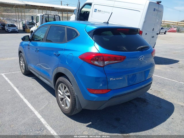 KM8J23A42HU423096 Hyundai TUCSON SE