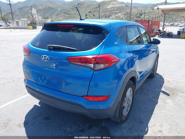 KM8J23A42HU423096 Hyundai TUCSON SE
