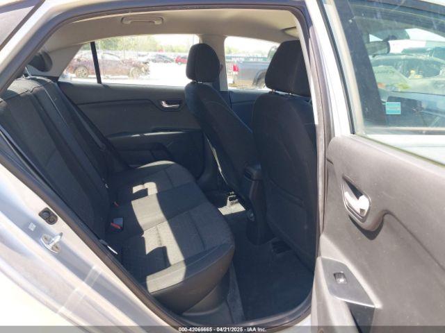 3KPA24AD3NE487913 KIA RIO S
