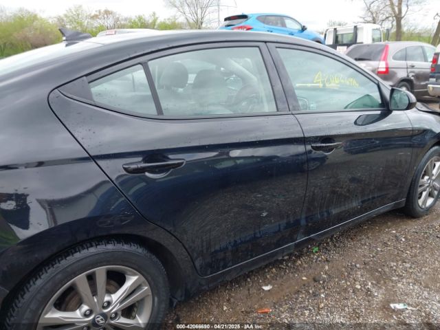 5NPD84LF9HH097165 Hyundai ELANTRA SE