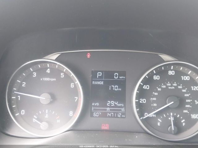 5NPD84LF9HH097165 Hyundai ELANTRA SE