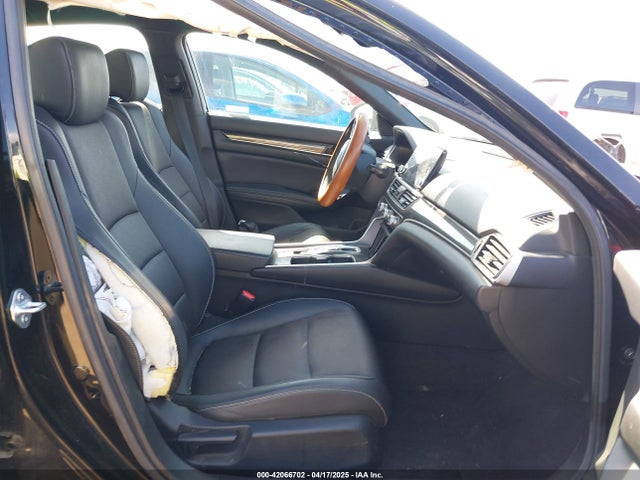 1HGCV3F23NA015152 Honda lfb2