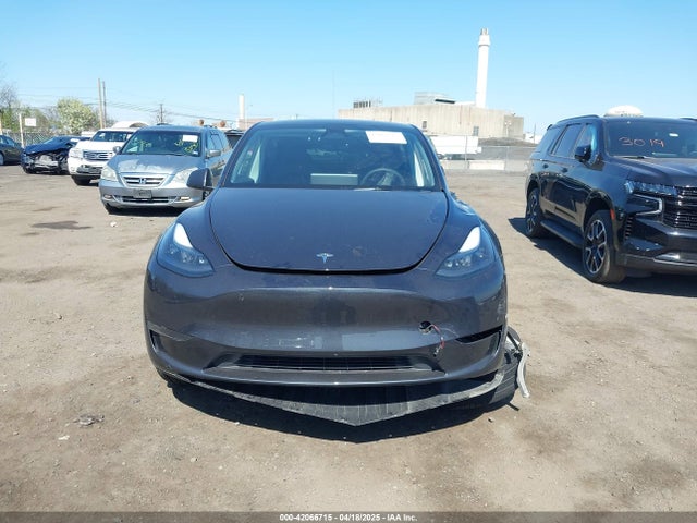7SAYGDEE2RA281016 Tesla Model Y