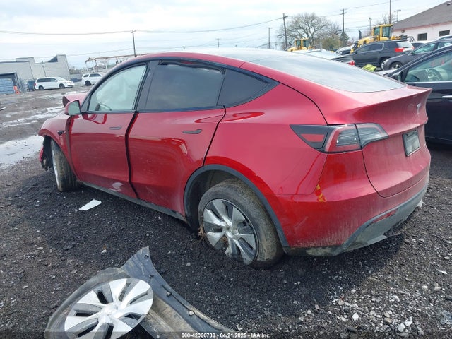 2024 TESLA MODEL Y 7SAYGAEE0RF022221 Photo 2