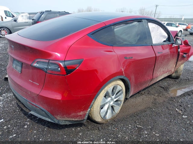 2024 TESLA MODEL Y 7SAYGAEE0RF022221 Photo 3