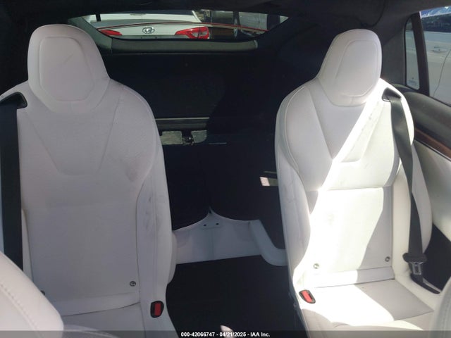 2023 TESLA MODEL X 7SAXCBE52PF416278 Photo 7