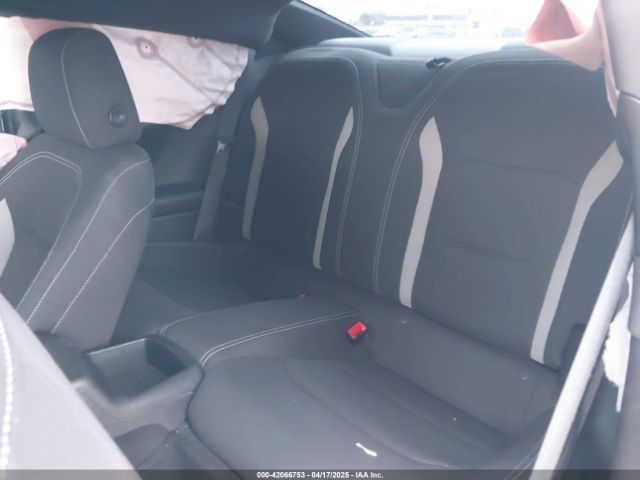 1G1FB1RX6N0123456 Chevrolet Camaro Rwd  1lt