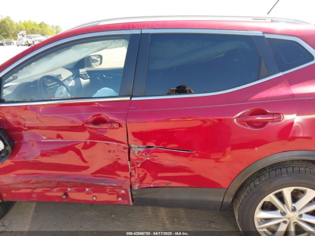 JN1BJ1CP0HW017106 Nissan Rogue Sport Sv