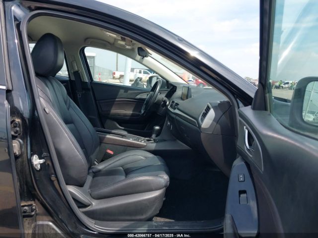 3MZBN1V32JM208914 Mazda Mazda3 Touring