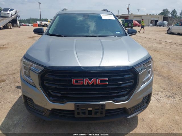 3GKALMEG9RL383045 GMC Terrain Fwd Sle