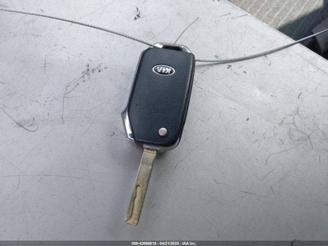 KNDJ63AU4L7094532 KIA Soul Gt-line