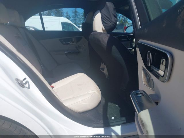 W1KAF4HB3PR138949 Mercedes-Benz C 300 4matic