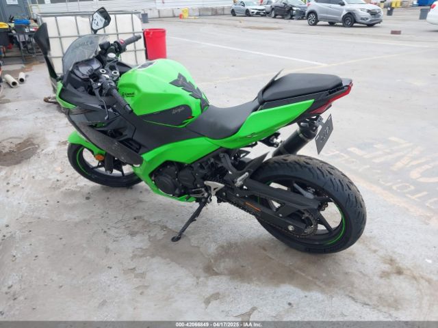 2023 KAWASAKI EX400 JKAEXKG16PDAS2466 Photo 2