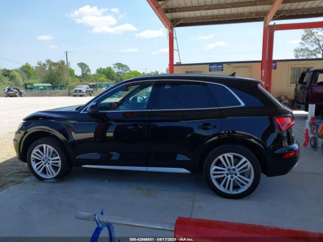 WA1BNAFY3J2098258 Audi Q5 2.0t Premium/2.0t Tech Premium