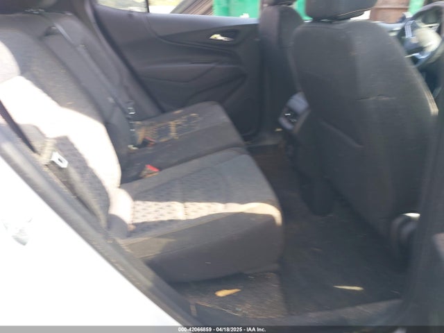 3GNAXUEV4NL308611 Chevrolet Equinox Awd Lt