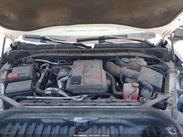 1GTU9EET2MZ274681 GMC lm2