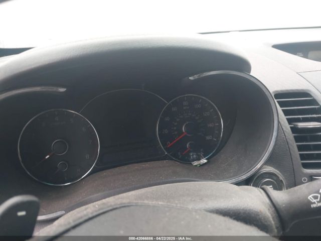 KNAFZ5A39F5369633 KIA FORTE SX