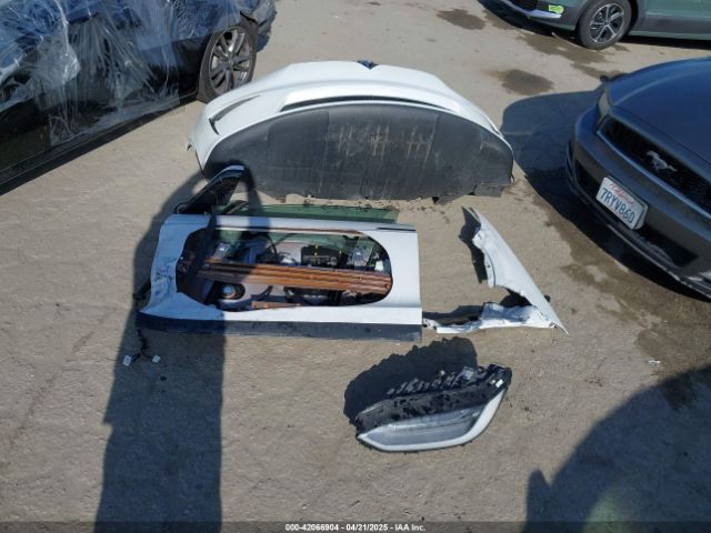 7SAXCBE63NF337529 Tesla Model X Plaid Tri Motor All-wheel Drive