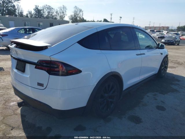7SAXCBE63NF337529 Tesla Model X Plaid Tri Motor All-wheel Drive