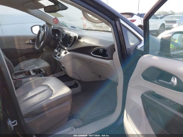2C4RC1BG8HR654342 Chrysler Pacifica Touring-l