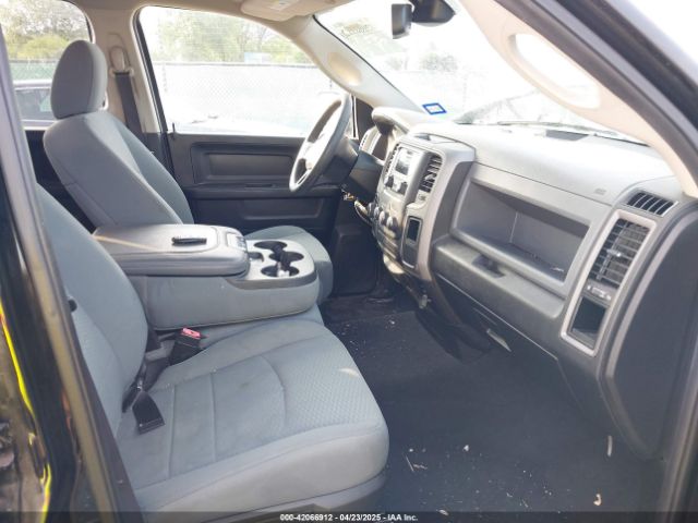 1C6RR6FG7KS613350 RAM 1500 Classic Tradesman  4x2 6'4 Box