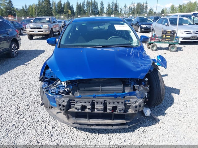 1FADP3K29JL205898 Ford FOCUS SE