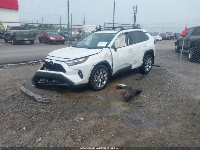 2T3C1RFV3RW311870 Toyota Rav4 Xle Premium