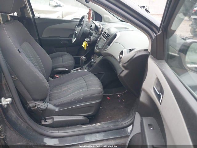 1G1JC5SH1E4236385 Chevrolet Sonic Lt Auto