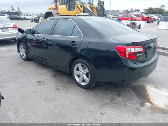 4T1BF1FK3EU468340 Toyota CAMRY SE