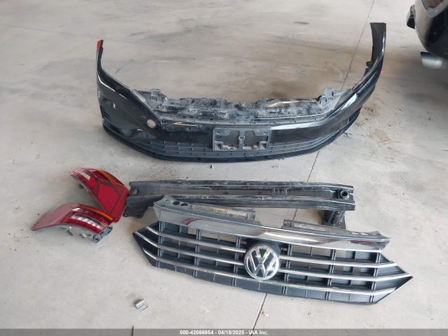 3VWC57BU3KM210483 Volkswagen 1.4 tsi