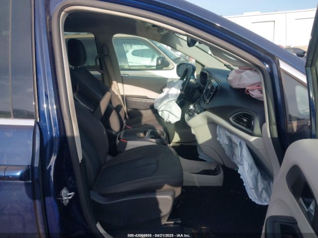 2019 CHRYSLER PACIFICA 2C4RC1FG5KR550411 Photo 4